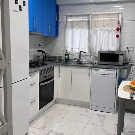 Acogedor Apartamento - *